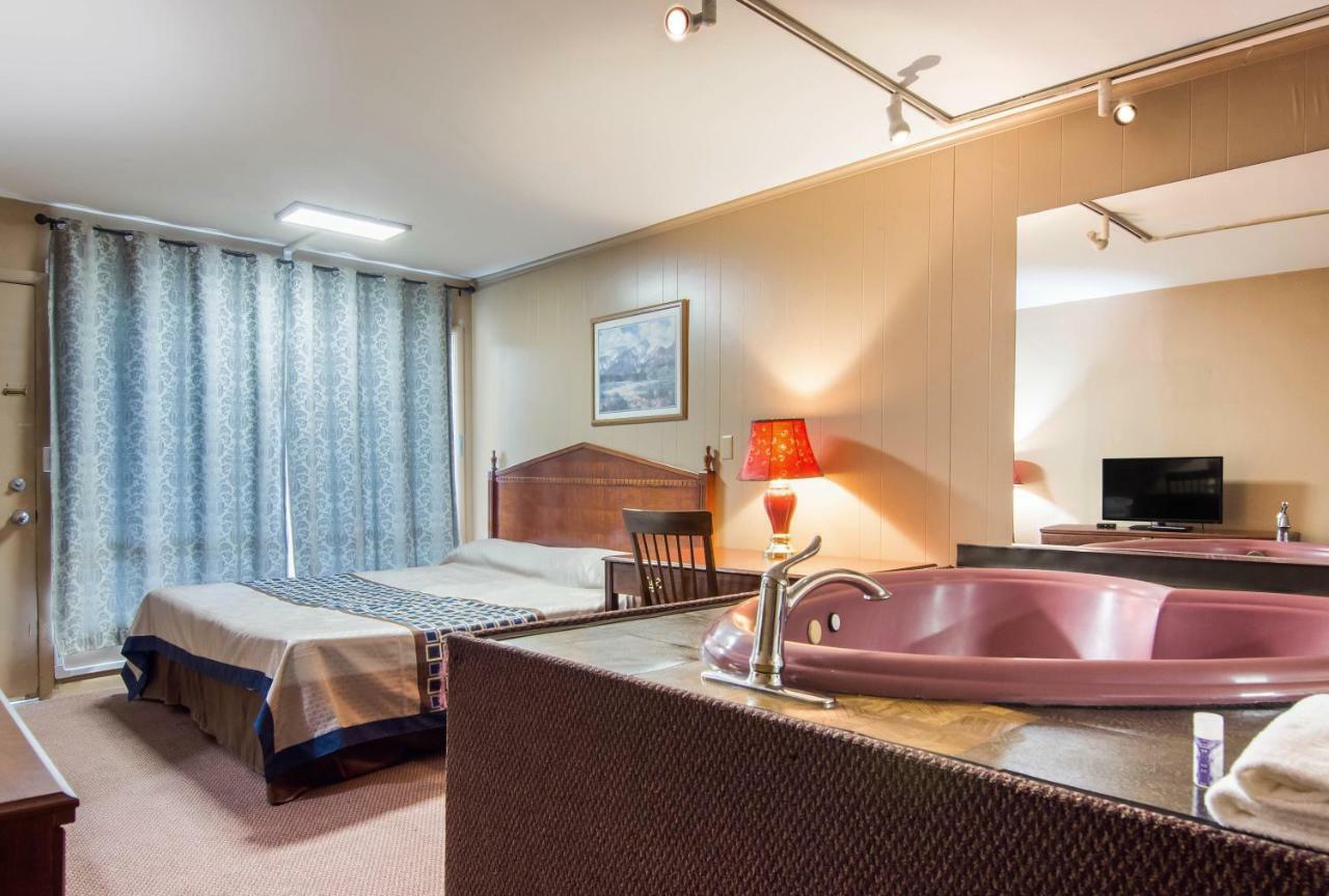 Knights Inn Amsterdam Ngoại thất bức ảnh